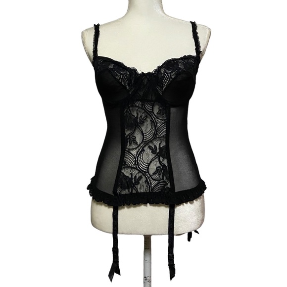 Whimsigoth Vintage 90’s Victoria’s Secret Gold Label Black Lace Corset 36 C Goth